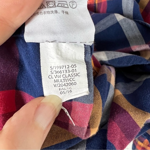 Gap Classic Fit Madras Plaid Button Up Shirt - Picture 8 of 8